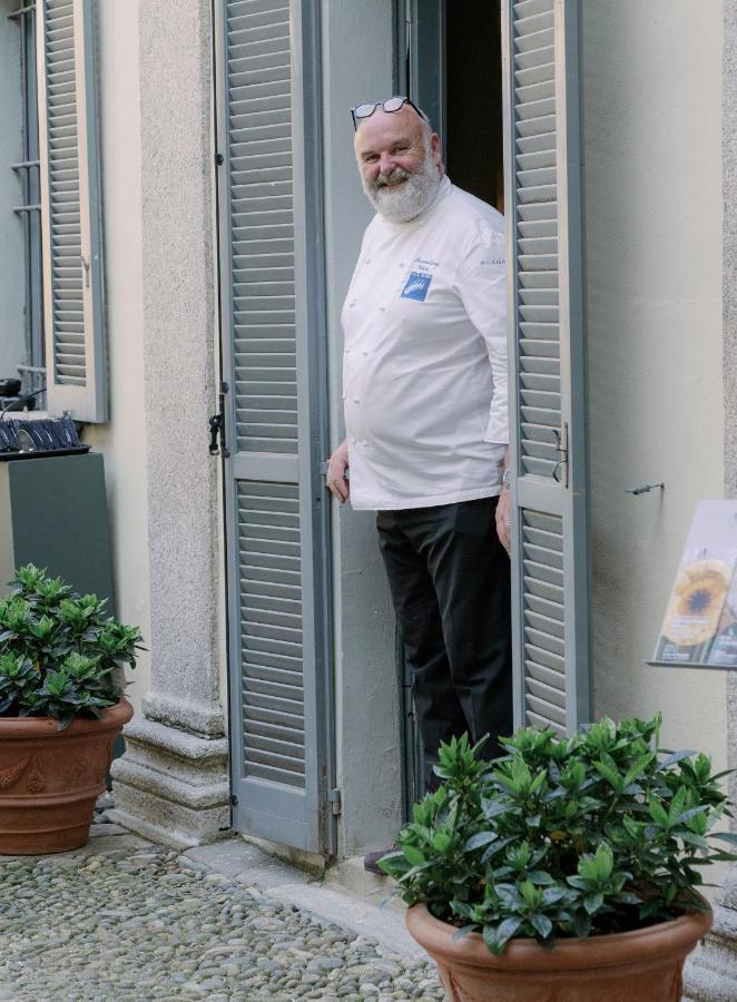 Caffe Delle Rose Les Chambres Verbania Luaran gambar